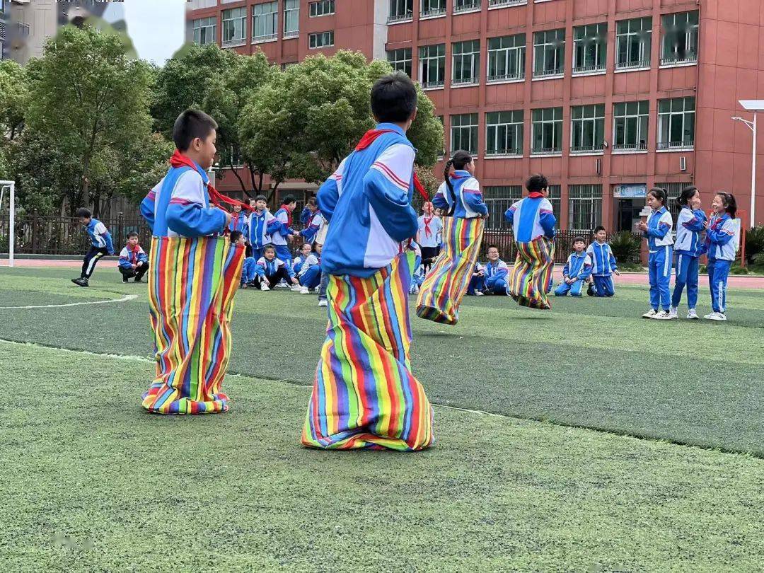 —实验小学开展学生团体心理游戏活动AG真人游戏阳光路上 相伴成长—(图1)