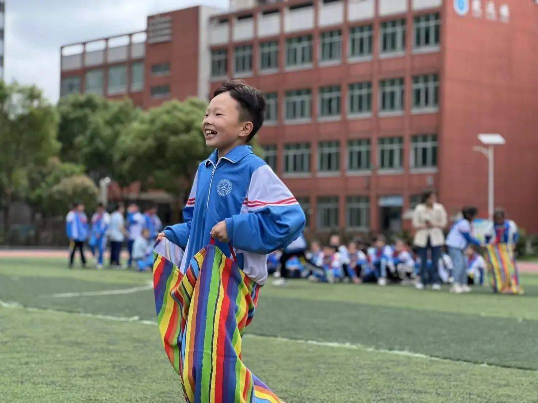 —实验小学开展学生团体心理游戏活动AG真人游戏阳光路上 相伴成长—(图2)